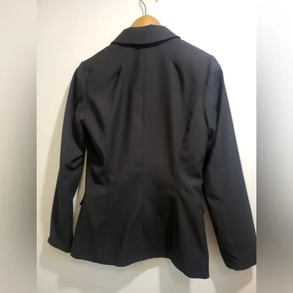 H&M Black Blazer - Picture 2 of 6